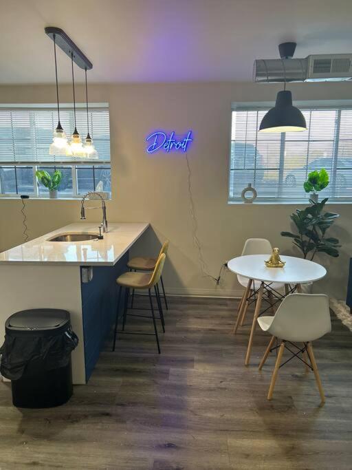 Modern Loft!/Free Parking/Long Stay Friendly! Detroit Buitenkant foto
